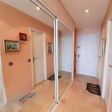 Trident Apartment *